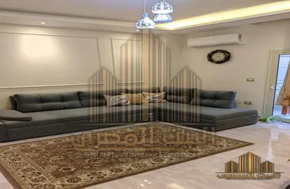 شقة - 3 غرف نوم - 3 حمامات للايجار في عمارات البنفسج - البنفسج - مدينة القاهرة الجديدة - القاهرة
