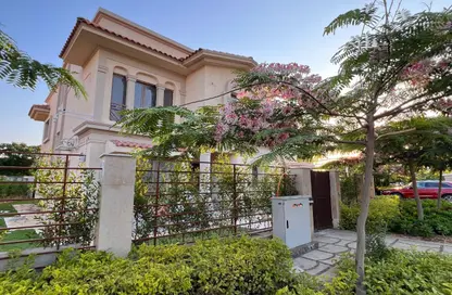 Villa - 4 Bedrooms - 5 Bathrooms for sale in Madinaty - Cairo