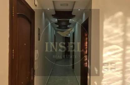 شقة - 3 غرف نوم - 2 حمامات للايجار في حى جنوب الاكايمية - مدينة القاهرة الجديدة - القاهرة