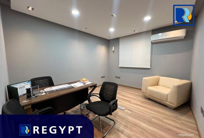 8166638 - Property Image 2