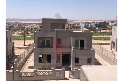 تاون هاوس - 4 غرف نوم - 4 حمامات للبيع في جولف فيوز - طريق مصر اسكندرية الصحراوي - مدينة 6 أكتوبر - الجيزة