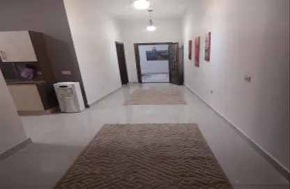Apartment - 3 Bedrooms - 2 Bathrooms for rent in Area D - Ganoob El Acadimia - New Cairo City - Cairo