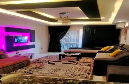 Apartment - 2 Bedrooms - 1 Bathroom for rent in Degla Palms - Al Wahat Road - 6 October City - Giza