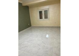 شقة - 3 غرف نوم - 1 حمام for للايجار in شارع احمد كامل - الهرم - حي الهرم - الجيزة