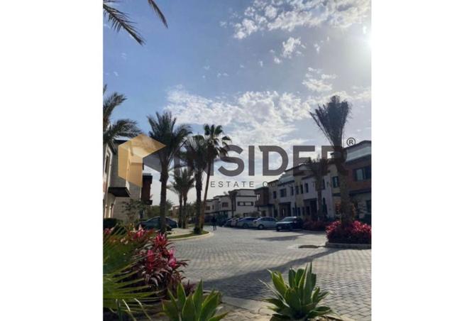 8292100 - Property Image 3