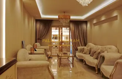 شقة - 3 غرف نوم - 2 حمامات للبيع في شارع مدرسة الريادة - سموحة - حي شرق - الاسكندرية