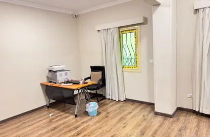 دوبلكس - 6 غرف نوم - 4 حمامات للبيع في شارع جعفر بن ابي طالب - الياسمين 4 - الياسمين - مدينة القاهرة الجديدة - القاهرة