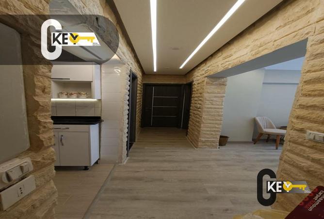 8312775 - Property Image 2