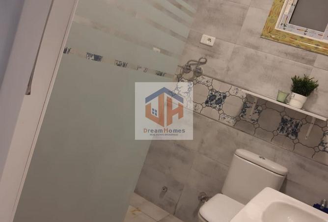 8074001 - Property Image 3