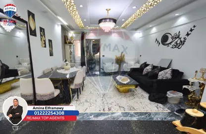 Apartment - 3 Bedrooms - 1 Bathroom for rent in Cleopatra - Hay Sharq - Alexandria