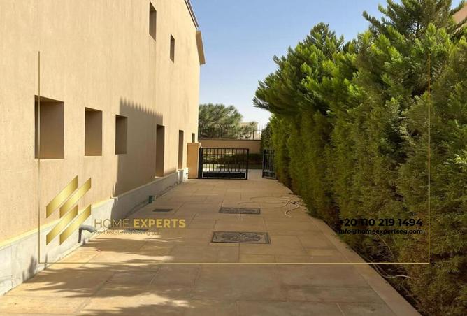 8221784 - Property Image 3