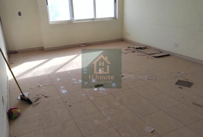 8234190 - Property Image 3