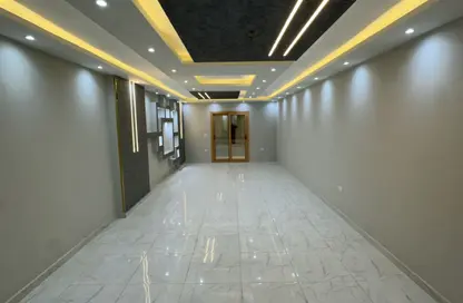 Apartment - 3 Bedrooms - 2 Bathrooms for sale in Al Lebeny Axis - El Mariouteya - Faisal - Hay El Haram - Giza