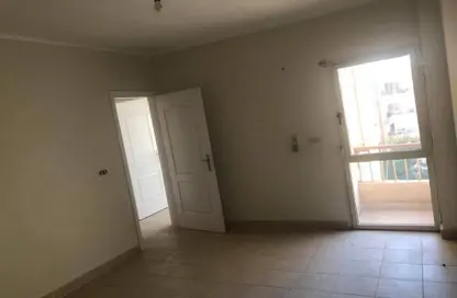Apartment - 2 Bedrooms - 1 Bathroom for rent in Al Mostakbal - 12th District - Sheikh Zayed City - Giza