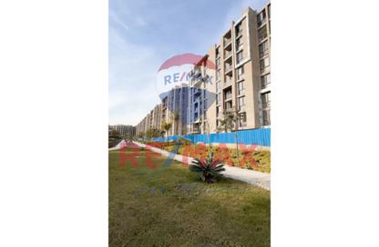 Apartment - 3 Bedrooms - 3 Bathrooms for sale in Sun Capital - Fayoum Desert road - 6 October City - Giza