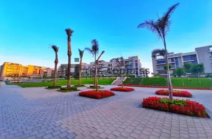 Apartment - 3 Bedrooms - 2 Bathrooms for sale in Moon Residences - Fifth Square - The 5th Settlement - New Cairo City - Cairo