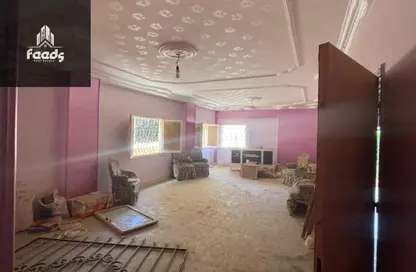 دوبلكس - 5 غرف نوم - 2 حمامات للبيع في كمبوندات الشروق - مدينة الشروق - القاهرة