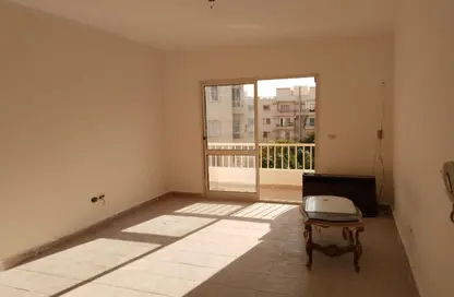 Apartment - 2 Bedrooms - 1 Bathroom for sale in Al Mostakbal - 12th District - Sheikh Zayed City - Giza