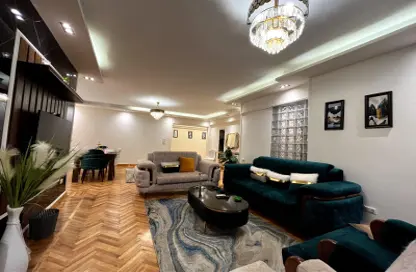 Apartment - 4 Bedrooms - 3 Bathrooms for rent in Gameat Al Dewal Al Arabeya St. - Mohandessin - Giza