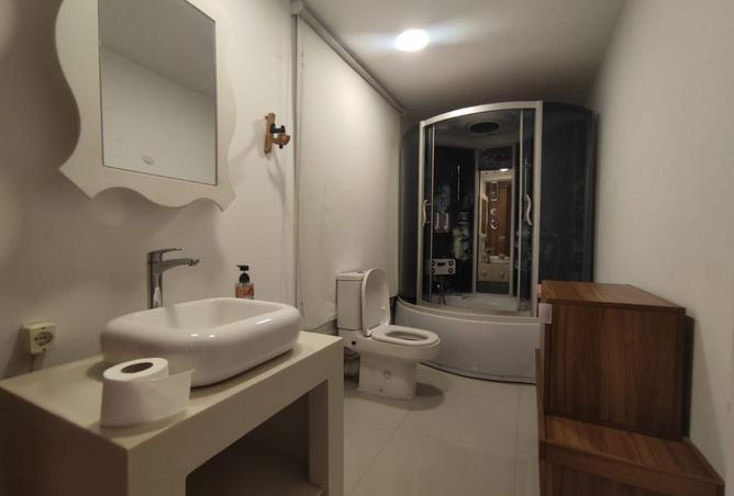 8025213 - Property Image 3