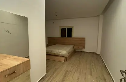 Apartment - 3 Bedrooms - 3 Bathrooms for rent in South Lotus - El Lotus - New Cairo City - Cairo