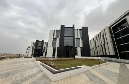 مساحات مكتبية - استوديو - 2 حمامات للبيع في هايد بارك - مدينة القاهرة الجديدة - القاهرة