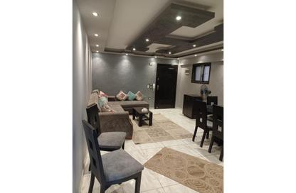 Apartment - 2 Bedrooms - 1 Bathroom for rent in Al Hegaz St. - El Mahkama Square - Heliopolis - Masr El Gedida - Cairo