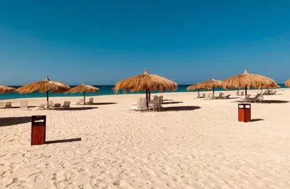 منزل مزدوج - 3 غرف نوم - 4 حمامات للبيع في جايا - راس الحكمة - الساحل الشمالي