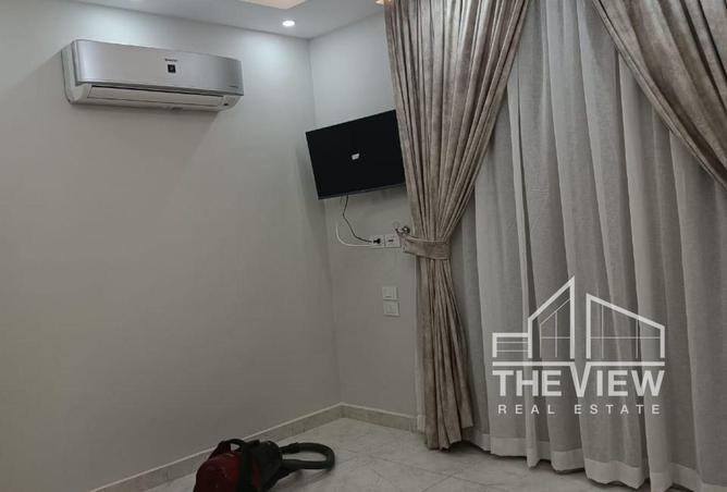 8060095 - Property Image 2