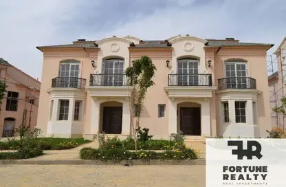 Townhouse - 3 Bedrooms - 4 Bathrooms for sale in Layan Residence - 5th Settlement Compounds - The 5th Settlement - New Cairo City - Cairo