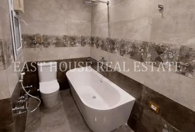 8390060 - Property Image 3