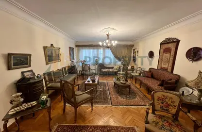 Apartment - 4 Bedrooms - 2 Bathrooms for sale in Al Hegaz St. - Mohandessin - Giza