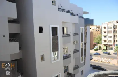 Apartment - 2 Bedrooms - 1 Bathroom for sale in El Kawther District - Hurghada - Red Sea