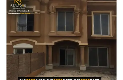 تاون هاوس - 4 غرف نوم - 4 حمامات للبيع في رويال ميدوز - كمبوندات الشيخ زايد - الشيخ زايد - الجيزة