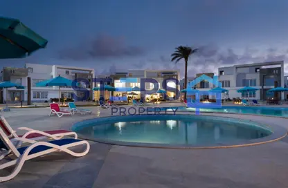Chalet - 3 Bedrooms - 2 Bathrooms for sale in Sea View - Ras Al Hekma - North Coast