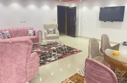 شقة - 3 غرف نوم - 2 حمامات للايجار في شارع البطل احمد عبد العزيز - المهندسين - الجيزة