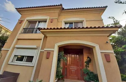 Townhouse - 3 Bedrooms - 3 Bathrooms for sale in The 5th Settlement - New Cairo City - Cairo