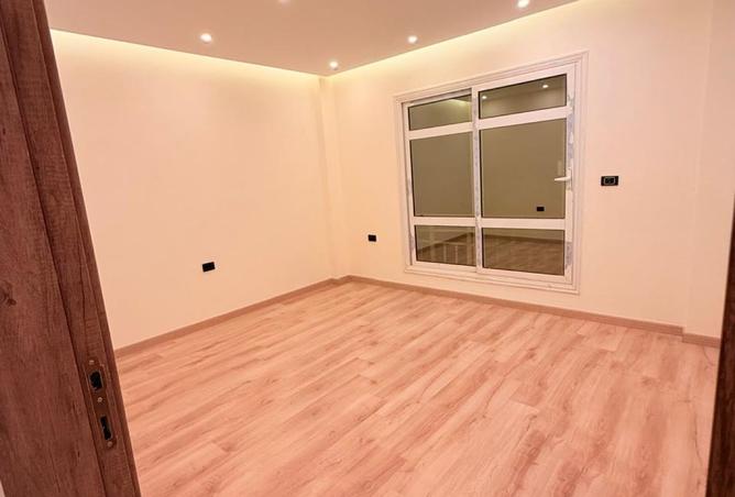 8553213 - Property Image 3