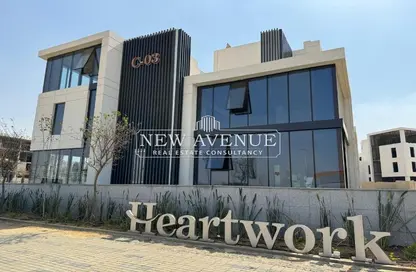 Office Space - Studio - 2 Bathrooms for sale in Mountain View iCity - 5th Settlement Compounds - The 5th Settlement - New Cairo City - Cairo