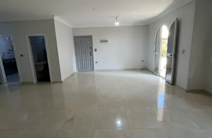 Apartment - 3 Bedrooms - 2 Bathrooms for sale in Salman Al Farsi St. - Section 12 - 1st District - Obour City - Qalyubia