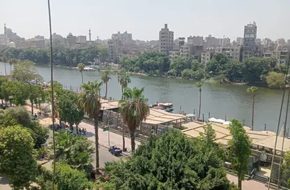 شقة - 3 غرف نوم - 2 حمامات للايجار في شارع ابو الفدا - الزمالك - القاهرة
