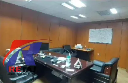 شقة - 3 غرف نوم - 2 حمامات للبيع في شارع الدكتور عبد الله العربي - الحي السابع - مدينة نصر - القاهرة