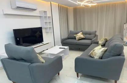 Apartment - 2 Bedrooms - 1 Bathroom for rent in El Rehab Extension - Al Rehab - New Cairo City - Cairo