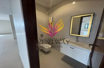 Office Space - Studio - 5 Bathrooms for rent in The portal - Beverly Hills - Sheikh Zayed Compounds - Sheikh Zayed City - Giza