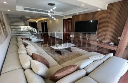 منزل مزدوج - 4 غرف نوم - 4 حمامات للايجار في ميفيدا - كمبوندات التجمع الخامس - التجمع الخامس - مدينة القاهرة الجديدة - القاهرة