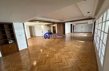 شقة - 5 غرف نوم - 3 حمامات للايجار في سرايات المعادي - حي المعادي - القاهرة