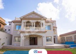Villa - 6 bedrooms - 7 bathrooms for للبيع in King Mariout - Hay Al Amereyah - Alexandria