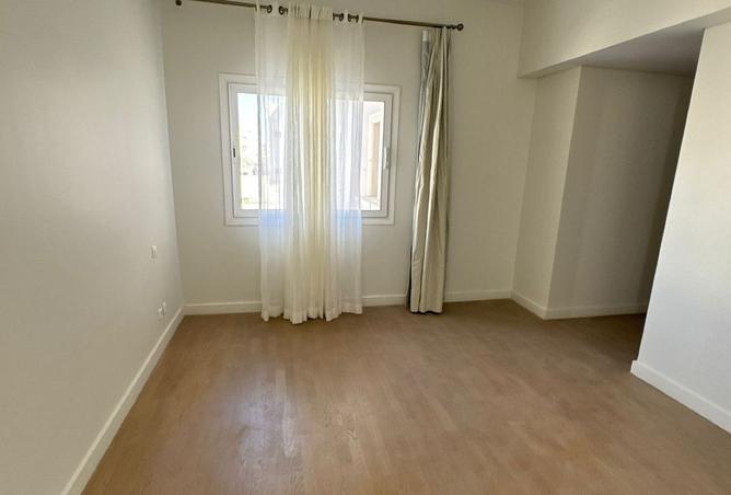 8439904 - Property Image 2