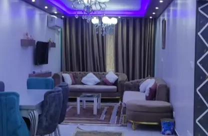 شقة - 2 غرف نوم - 1 حمام للايجار في شارع عباس العقاد - المنطقة الأولى - مدينة نصر - القاهرة