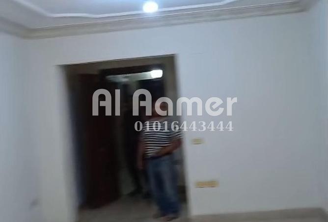 8404438 - Property Image 2